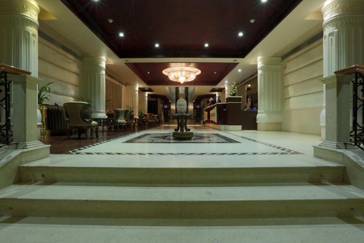 Hotel The Manor - A Boutique Hotel Jorhat Ngoại thất bức ảnh