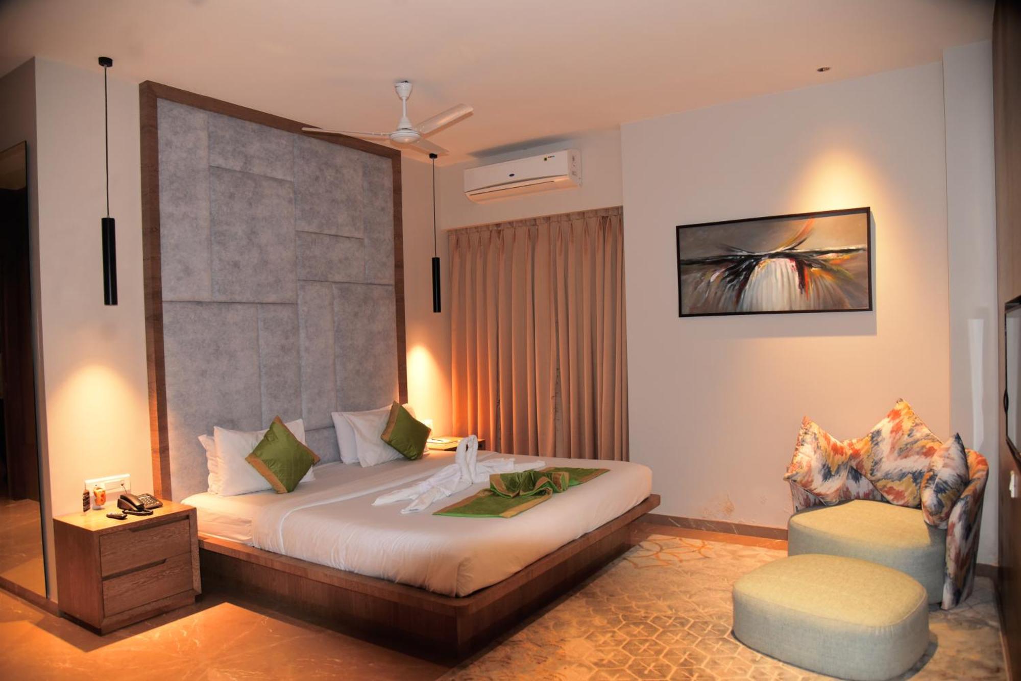 Hotel The Manor - A Boutique Hotel Jorhat Ngoại thất bức ảnh