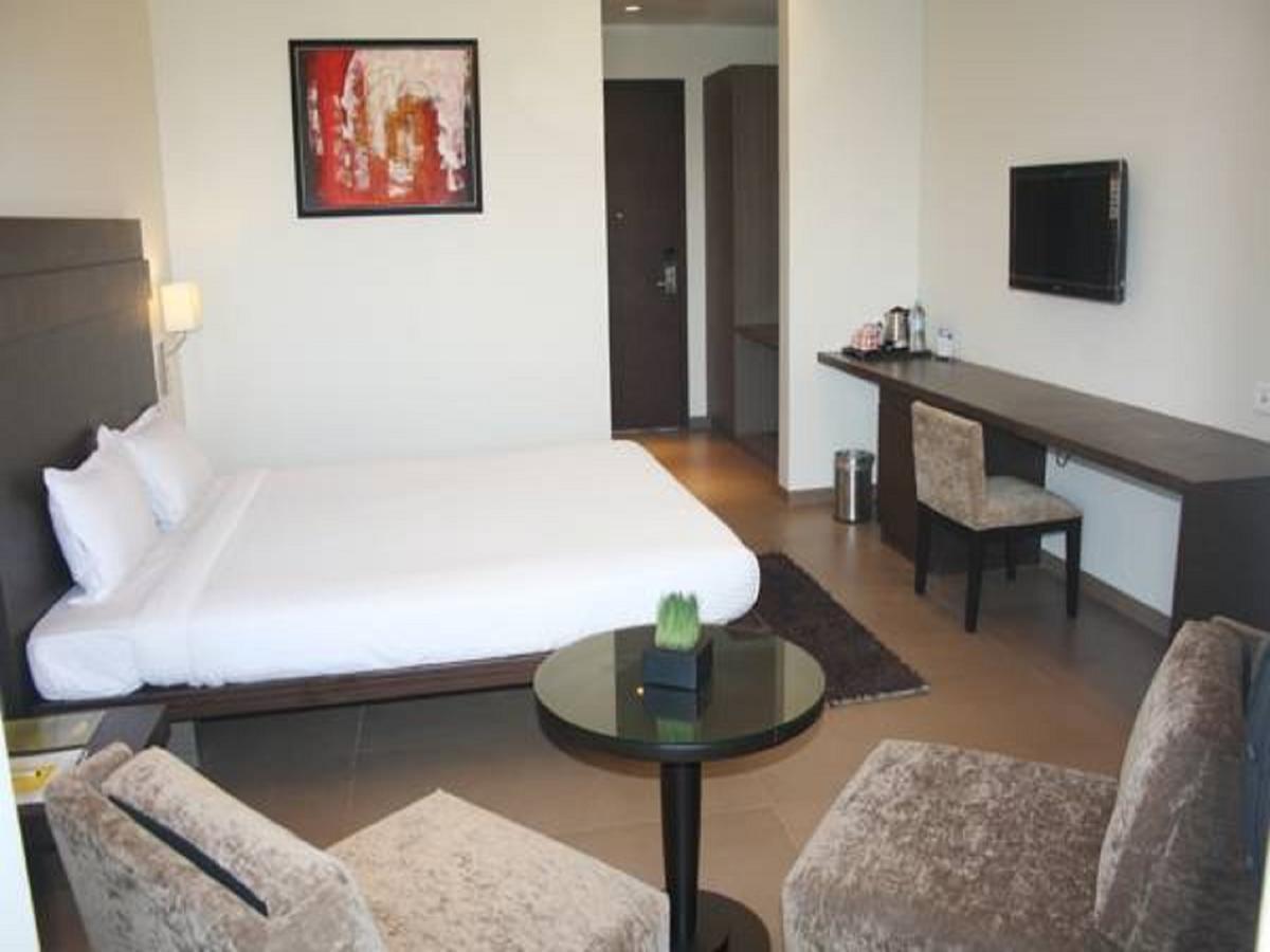 Hotel The Manor - A Boutique Hotel Jorhat Ngoại thất bức ảnh