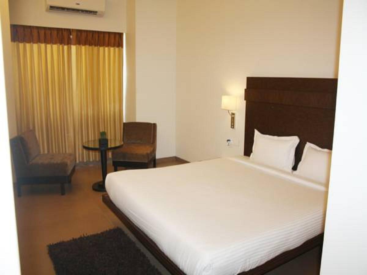 Hotel The Manor - A Boutique Hotel Jorhat Ngoại thất bức ảnh